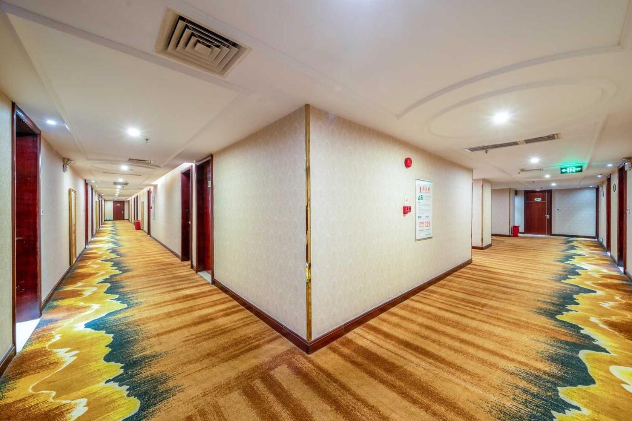 Vienna Hotel Dongguan Houjie Exhibition Center Buitenkant foto