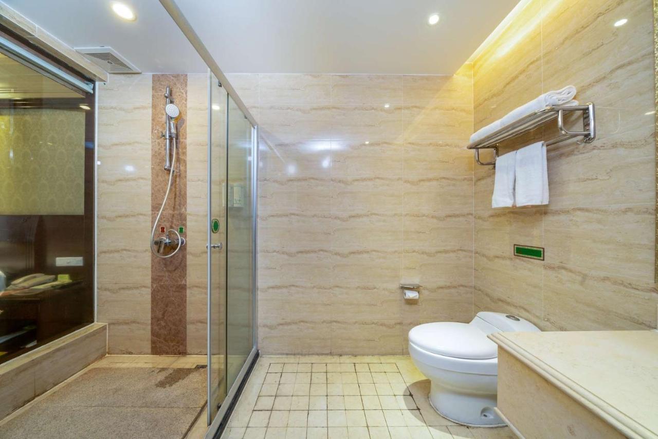 Vienna Hotel Dongguan Houjie Exhibition Center Buitenkant foto