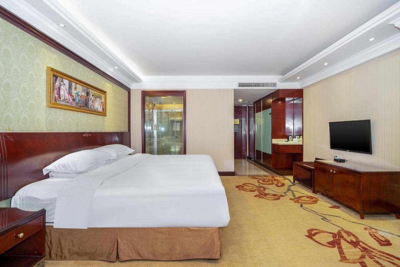 Vienna Hotel Dongguan Houjie Exhibition Center Buitenkant foto