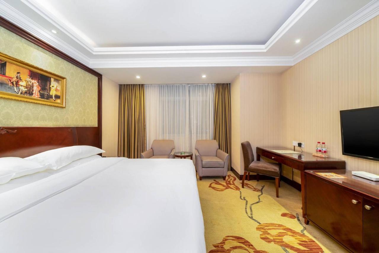 Vienna Hotel Dongguan Houjie Exhibition Center Buitenkant foto